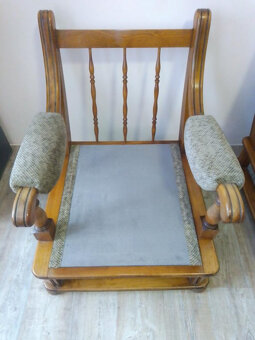 Rozkládací gauč + 2 křesla - 7