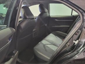 Toyota Camry 2.5 Hybrid Executive 10.2020 - 7