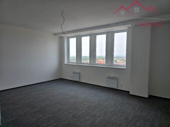 Pronájem bytu 3+kk, rekonstrukce, 103 m2, Žižkovo náměstí - - 7