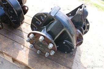 Zetor 7211 rozvodovka diferenciál - 7