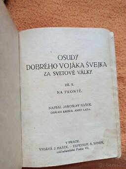 Bídníci – Victor Hugo + Švejk a další knihy - 7