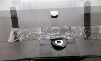 Nissan X-Trail čelní sklo - 7