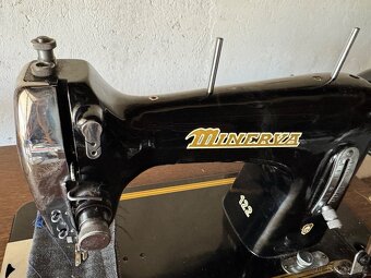 Šicí stroj Minerva skříňový - 7