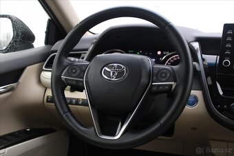Toyota Camry 2.5 HYBRID EXECUTIVE 1.MAJ. ČR (2022) - 7