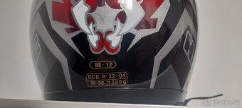 Helmy a oblečení na moto - 7