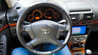 Avensis - 7