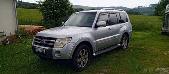 Prodám nepojízdné Mitsubishi Pajero IV - 7