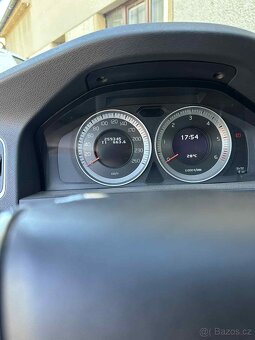 Volvo V60 D3 120kw manuál 2011 - 7