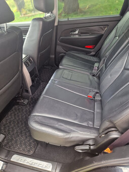 SsangYong Rexton 2.7 XDi 132 kW 11/2012 - 7 míst - 7
