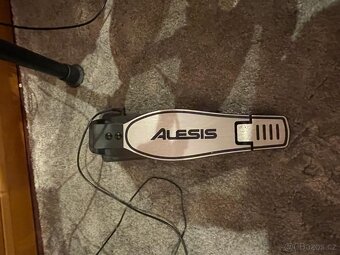 Elektronická bicí souprava ALESIS Nitro Max Kit-sada - 7