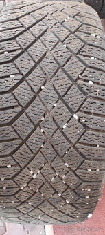 TESLA Y sada kol s pneu R20" - 7