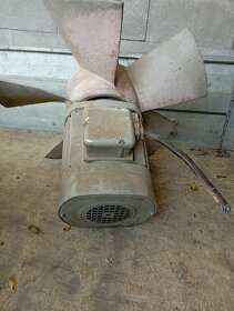 Prodám masivní průmyslový ventilátor - 7
