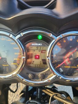 Suzuki DL 1000 V-strom - 7
