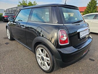 MINI COOPER ONE 2013 1.6i 72kW,TEMPOMAT,KLIMA,SERVISKA - 7