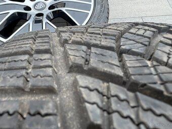 Originál alu kola Porsche Taycan zimní Goodyear - 7