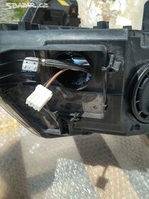 Xenony skoda yeti lift 13-17 pravý levy LED - 7