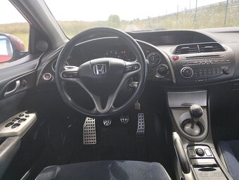 HONDA CIVIC 1.4i 61KW - 7