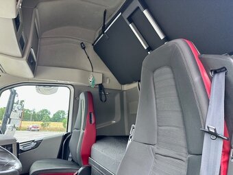 Prodám tahač lowdeck Volvo FH 460 r.v 5/2018 najeto 918000Km - 7