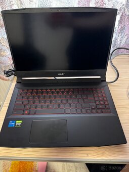 MSI GF66 Katana – herní notebook, skvělý stan - 7