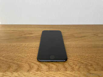 Apple iPhone 7 128GB Černý - 7