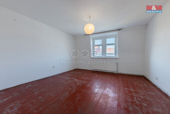 Pronájem bytu 1+1, 44 m², Karlovy Vary, ul. Vítězná - 7