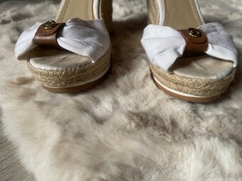 Espadrilky sandály na klínku platformě - 7