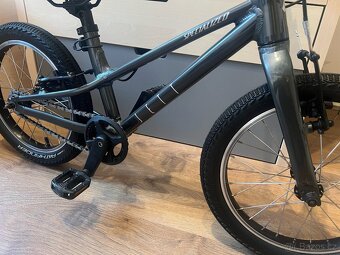 Lehoučké dětské kolo Specialized Jett, vel. 16 - 7
