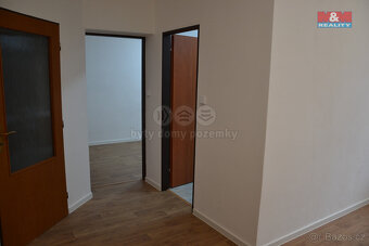 Prodej bytu 2+1, 56 m², Náchod, sídliště Plhov - 7