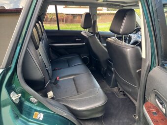 Suzuki Grand Vitara 2.0i AT 4x4 - 7
