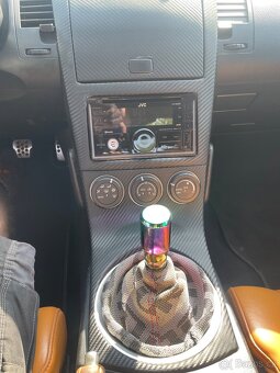 Nissan 350z - 7