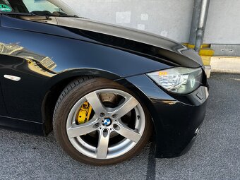 330i 200kw 6st. Manuál, M-paket 229000km, LCI, Xenon, Navi - 7