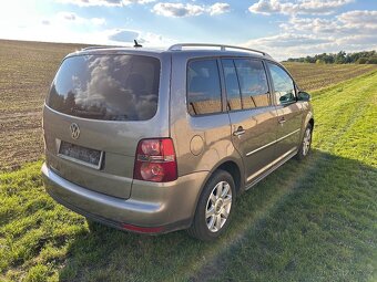 VW TOURAN 1.9 TDI R.v.2008 Navi Digi klima - 7