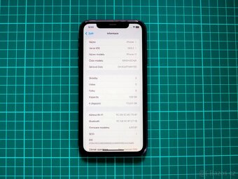 Apple iPhone 11 - 128 GB (Black) - 7