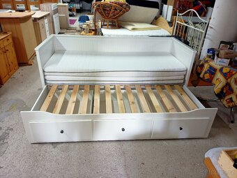 Prodám krásnou rozkládací postel IKEA HEMNES - 7