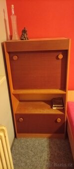 Daruji za odvoz skříně a psací stoly - 7