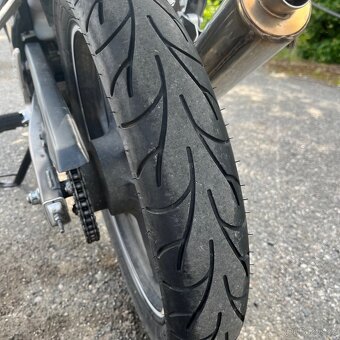 Honda CBR 125R - 7