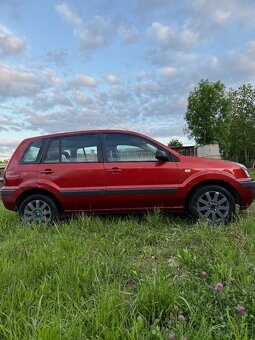 Ford fusion 1.4i 59kw po 1. Provozovateli - 7