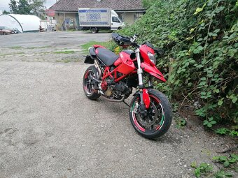 Ducati Hypermotard 1100 - 7