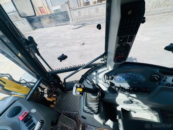 New holland B115 / 2023 traktor bagr - 7