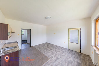 Prodej, rodinný dům se 2 byty 2+1, 180 m², pozemek 798 m² – - 7