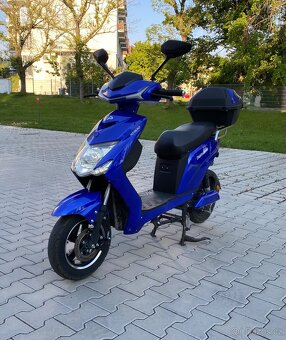 Elektroskutr bez ŘP Elektropower Nova M3 - 7
