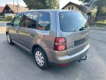 VW Touran 1.9TDI 66kW 2008 - 7 MÍST - 7