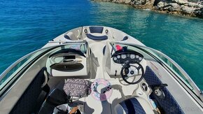 Motorový člun Sea Ray 185 Sport - 7