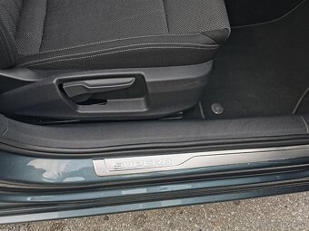 Škoda Superb, 4x4, automat, Matrix, odpočet DPH - 7
