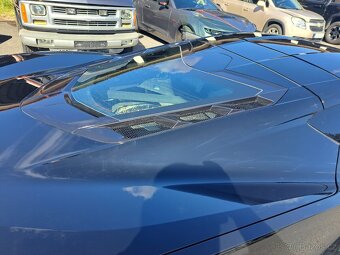 Chevrolet Corvette C8 Stingray - 7