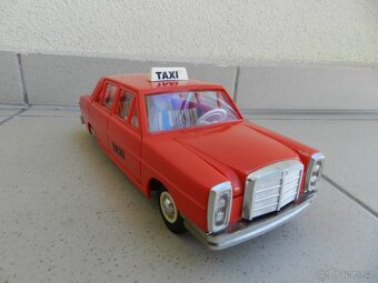 MERCEDES 250 - TAXI - ITES r. 1972 ČSSR - 7