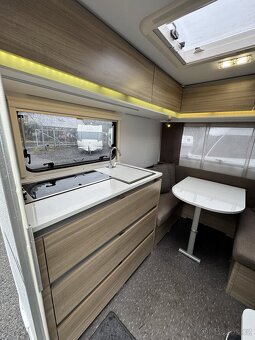 Adria Altea 402PH ~ Francouzská postel - 7