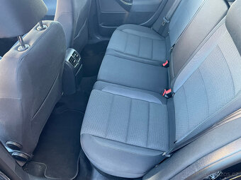 Volkswagen Golf kombi, DSG , serviska, 1. majitel - 7