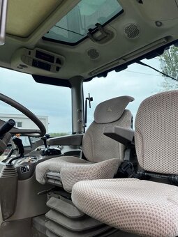 Traktor John Deere 6105 R s čelním nakladačem - 7