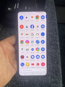 Telefon Asus ROG Phone 6 + komplet herní příslušenství - 7